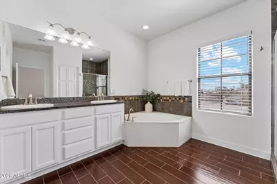 10757 N 74th Street #1020, Scottsdale, AZ 85260 - Photo 9