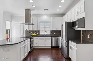 10757 N 74th St, Scottsdale, AZ 85260 - Photo 1