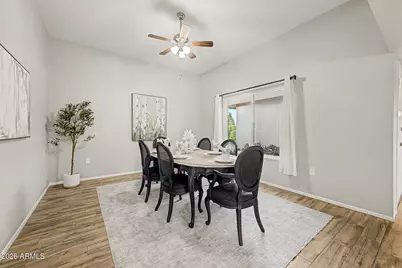 10105 W Manzanita Drive, Sun City, AZ 85373 - Photo 5