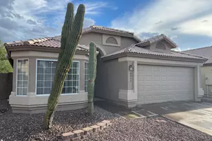 2311 E Kelton Ln, Phoenix, AZ 85022 - Photo 3