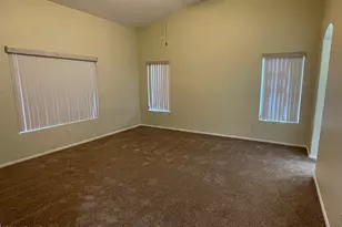 2311 E Kelton Ln, Phoenix, AZ 85022 - Photo 15
