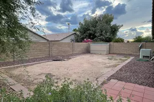 2311 E Kelton Ln, Phoenix, AZ 85022 - Photo 23