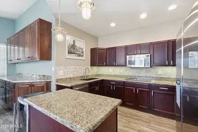 1519 E Michelle Drive, Phoenix, AZ 85022 - Photo 11