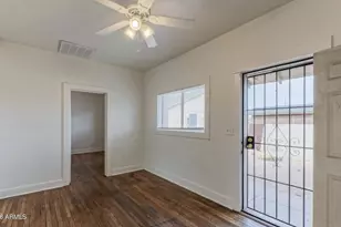 2032 W Adams St, Phoenix, AZ 85009 - Photo 3