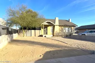 2032 W Adams St, Phoenix, AZ 85009 - Photo 1