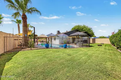 3801 W Muriel Drive, Glendale, AZ 85308 - Photo 29