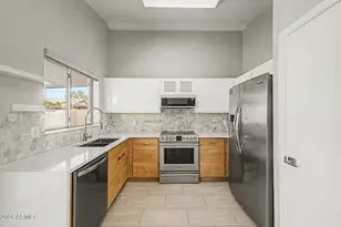 16640 W Statler St, Surprise, AZ 85388 - Photo 9