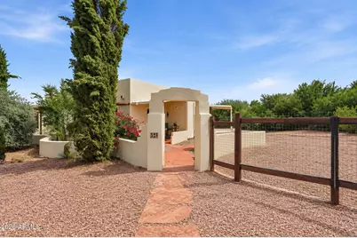 323 S Piedra Negra Drive, Queen Valley, AZ 85118 - Photo 3
