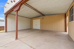 323 S Piedra Negra Dr, Queen Valley, AZ 85118 - Photo 5