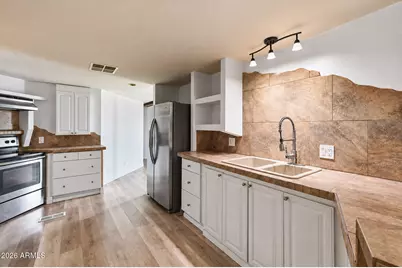 323 S Piedra Negra Drive, Queen Valley, AZ 85118 - Photo 15