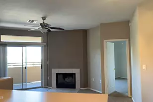 10410 N Cave Creek Rd, Phoenix, AZ 85020 - Photo 11