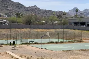 10410 N Cave Creek Rd, Phoenix, AZ 85020 - Photo 35