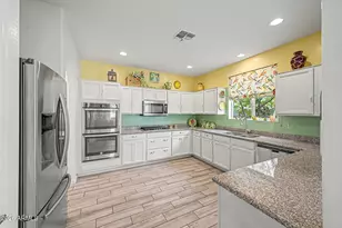 29243 N 123rd Ln, Peoria, AZ 85383 - Photo 11