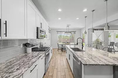 14369 W Wethersfield Road, Surprise, AZ 85379 - Photo 15