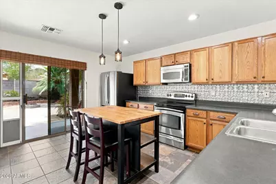 2891 W Silver Creek Lane, San Tan Valley, AZ 85144 - Photo 9