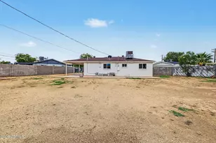 4332 W Crittenden Ln, Phoenix, AZ 85031 - Photo 21