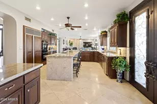 5866 W Del Lago Cir, Glendale, AZ 85308 - Photo 9