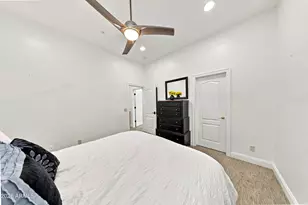 8073 W Louise Dr, Peoria, AZ 85383 - Photo 67