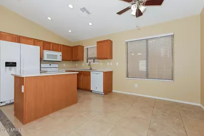206 W Brangus Way, San Tan Valley, AZ 85143 - Photo 5