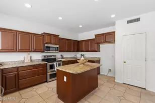 6738 W Wahalla Ln, Glendale, AZ 85308 - Photo 17