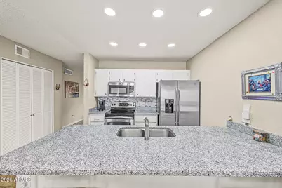 3214 W Mohawk Lane, Phoenix, AZ 85027 - Photo 11