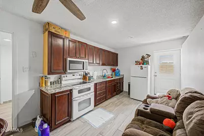 6834 W Vermont Avenue, Glendale, AZ 85303 - Photo 31