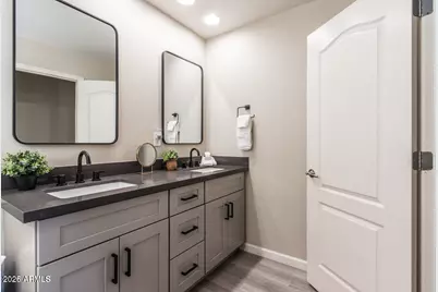 16 W Encanto Boulevard #110, Phoenix, AZ 85003 - Photo 15