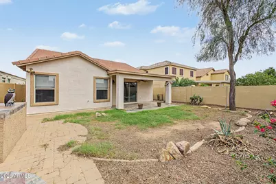 36865 W Maddaloni Avenue, Maricopa, AZ 85138 - Photo 23