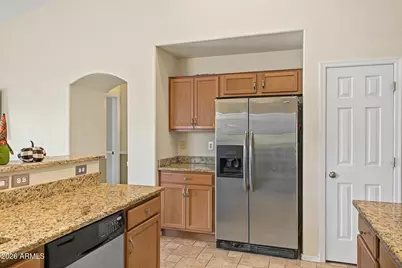 36865 W Maddaloni Avenue, Maricopa, AZ 85138 - Photo 9