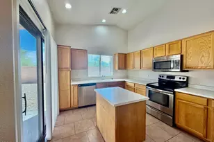 9323 W Harmony Ln, Peoria, AZ 85382 - Photo 3