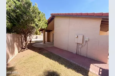 200 E Barbarita Avenue, Gilbert, AZ 85234 - Photo 13