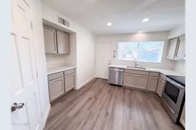200 E Barbarita Avenue, Gilbert, AZ 85234 - Photo 25