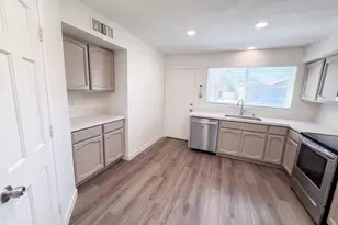 200 E Barbarita Ave, Gilbert, AZ 85234 - Photo 25
