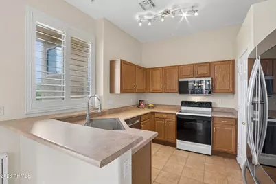 8864 E Red Mountain Lane, Gold Canyon, AZ 85118 - Photo 9