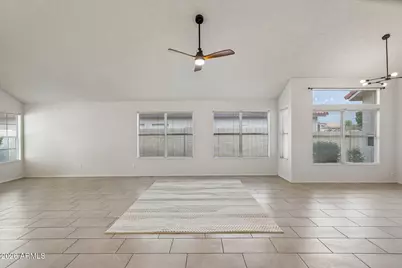 3219 E Wildwood Drive, Phoenix, AZ 85048 - Photo 9