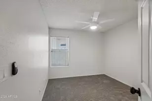 3219 E Wildwood Dr, Phoenix, AZ 85048 - Photo 21