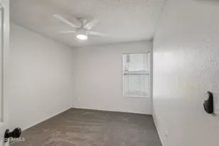 3219 E Wildwood Dr, Phoenix, AZ 85048 - Photo 19
