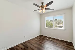 7822 E Valley Vista Dr, Scottsdale, AZ 85250 - Photo 9
