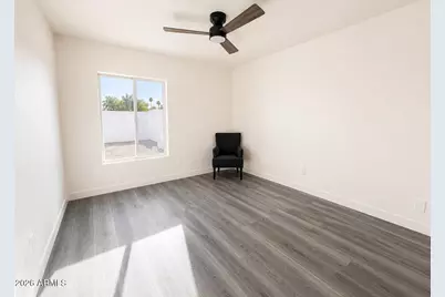 9419 N 53rd Avenue, Glendale, AZ 85302 - Photo 9
