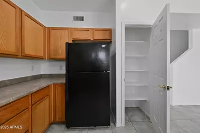 605 W Latona Road, Phoenix, AZ 85041 - Photo 11