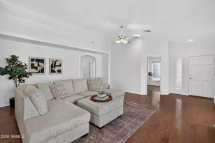 909 S Scallop Dr, Gilbert, AZ 85233 - Photo 7