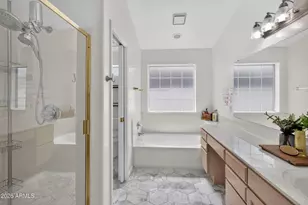 909 S Scallop Dr, Gilbert, AZ 85233 - Photo 23