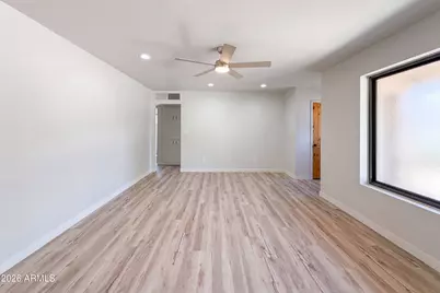 4801 N 14th Avenue, Phoenix, AZ 85013 - Photo 9