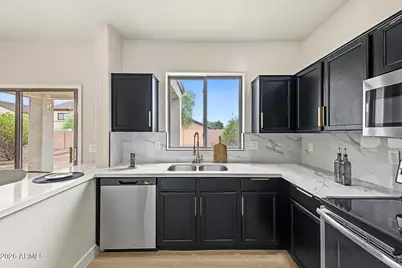 2520 W Alta Vista Road, Phoenix, AZ 85041 - Photo 15
