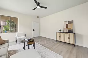 2520 W Alta Vista Rd, Phoenix, AZ 85041 - Photo 9