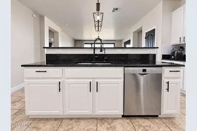 15692 W Meadowbrook Avenue, Goodyear, AZ 85395 - Photo 9