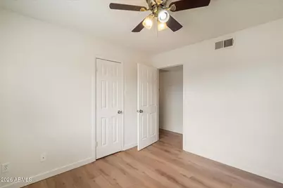 3810 N Maryvale Parkway #Apt 1099, Phoenix, AZ 85031 - Photo 17