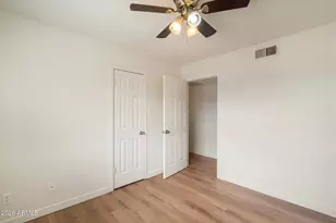 3810 N Maryvale Pkwy, Phoenix, AZ 85031 - Photo 17