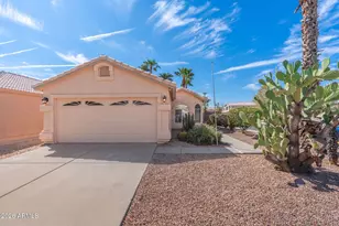 4315 E Glenhaven Dr, Phoenix, AZ 85048 - Photo 1
