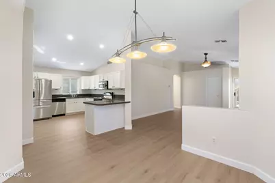 4315 E Glenhaven Drive, Phoenix, AZ 85048 - Photo 9
